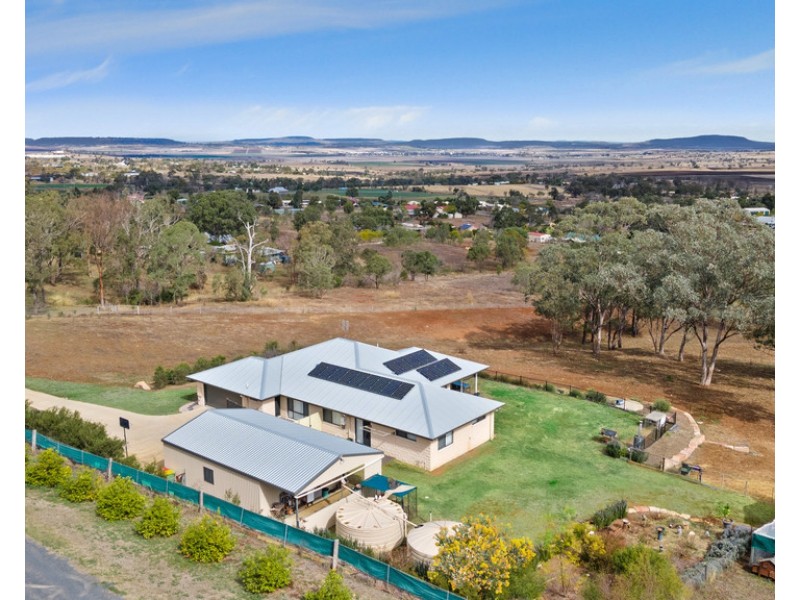 7 Hamilton Drive, Vale View QLD 4352