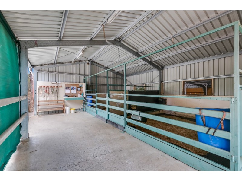 4 Stark Drive, Vale View QLD 4352