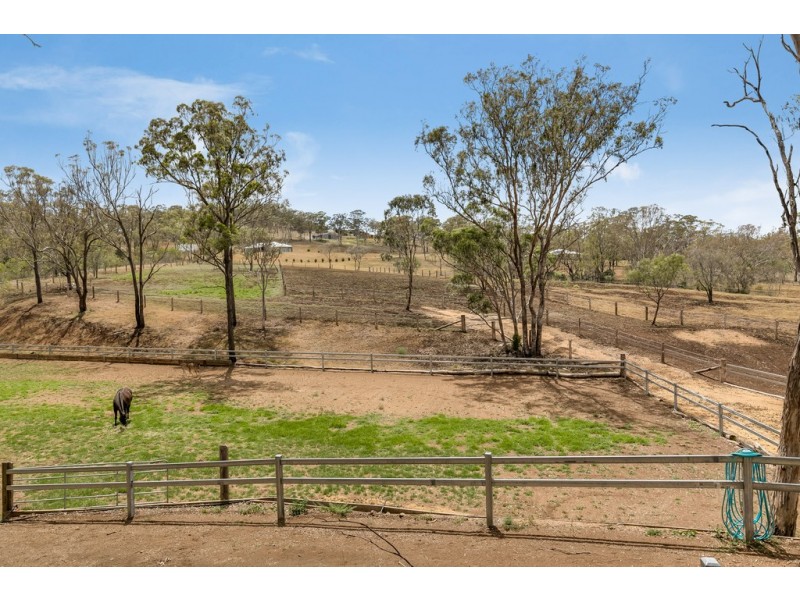 4 Stark Drive, Vale View QLD 4352