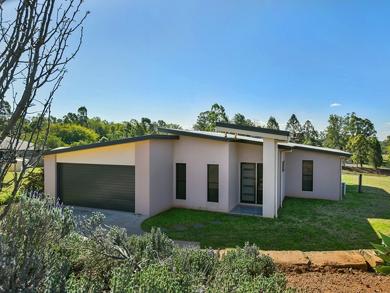 34 Charmaine  Court, Kleinton QLD 4352