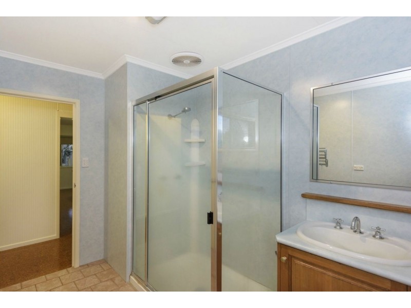 18 Weller Street, Rangeville QLD 4350