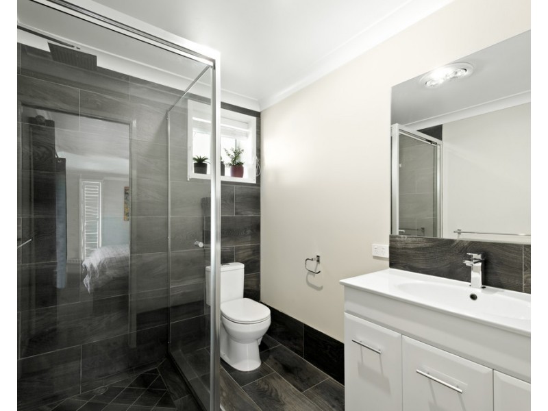 66 Knockator Crescent, Centenary Heights QLD 4350