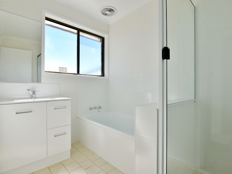 1 Lavers Drive, Drayton QLD 4350