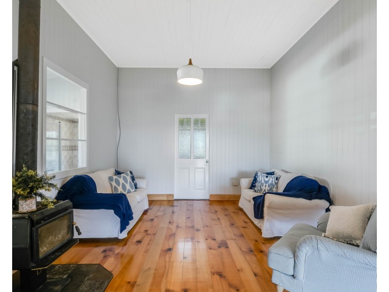 646 Pilton Valley Road, Upper Pilton QLD 4361