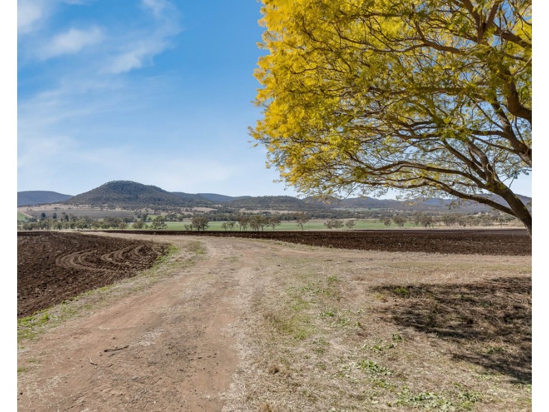 646 Pilton Valley Road, Upper Pilton QLD 4361
