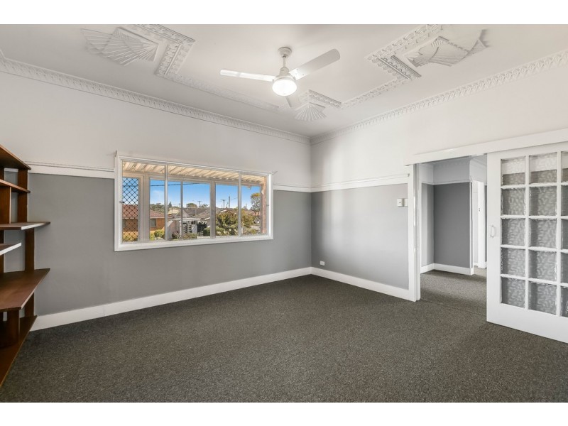 1/12 Jean Street, Harristown QLD 4350