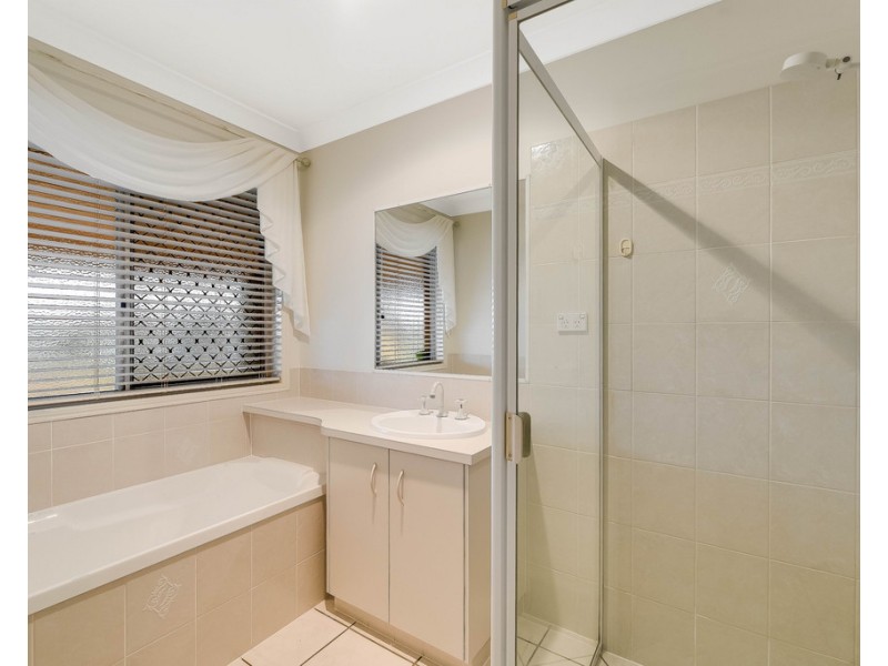 4 Janet Drive, Vale View QLD 4352