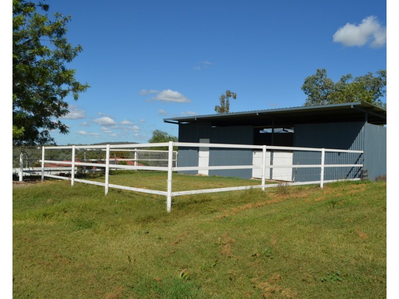 215 Hazelwood Road, Southbrook QLD 4363