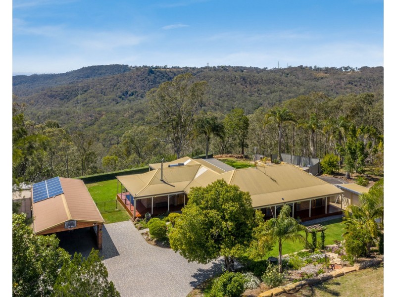 139 Preston Boundary Rd, Preston QLD 4352