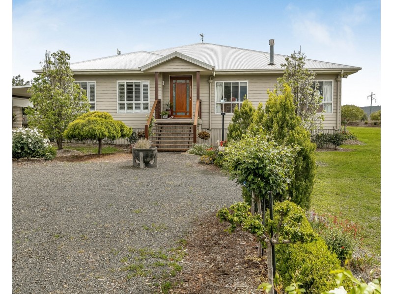 39 Budgee Road, Ascot QLD 4359