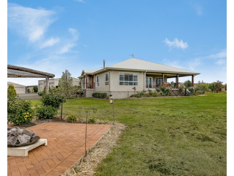 39 Budgee Road, Ascot QLD 4359
