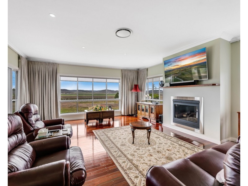 39 Budgee Road, Ascot QLD 4359