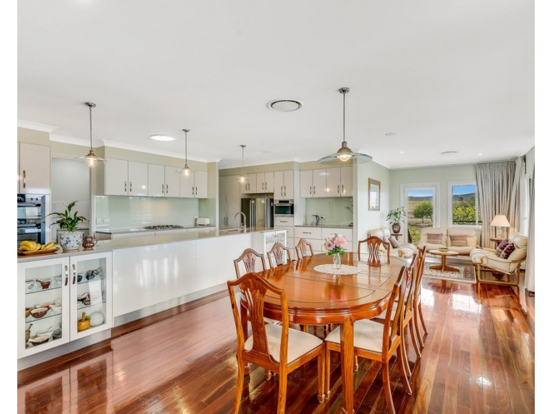 39 Budgee Road, Ascot QLD 4359