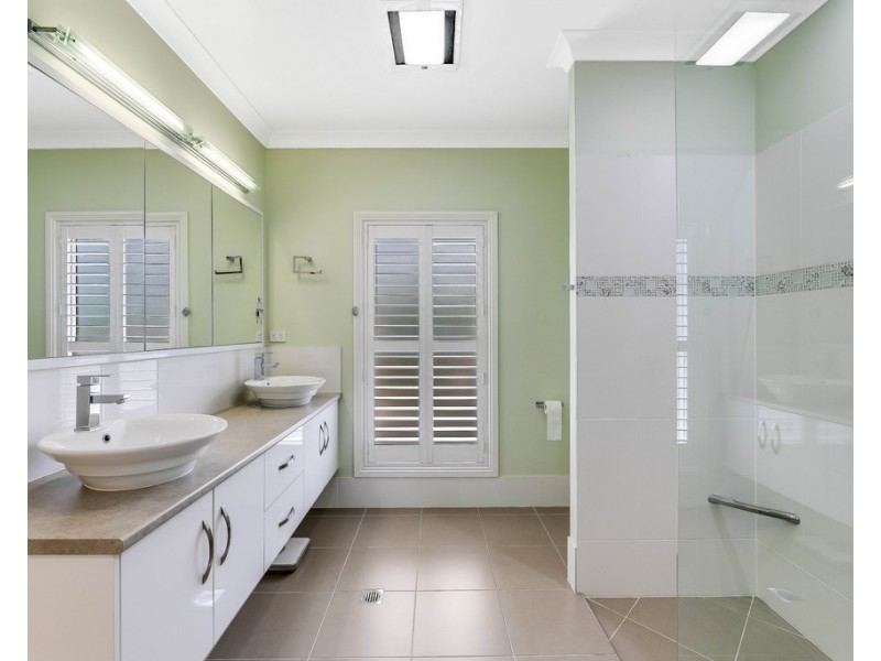 39 Budgee Road, Ascot QLD 4359