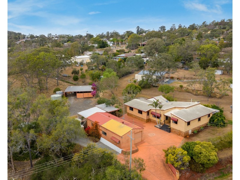 4 Ramsay Road, Glenvale QLD 4350