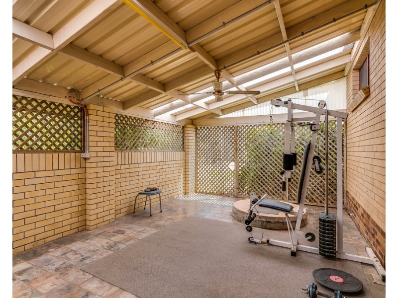 4 Ramsay Road, Glenvale QLD 4350
