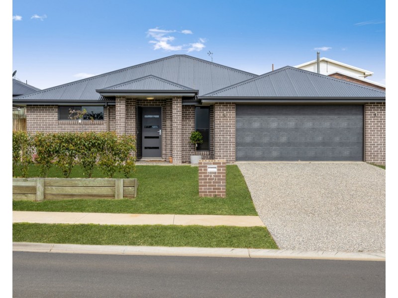 35 Whitefield Street, Glenvale QLD 4350