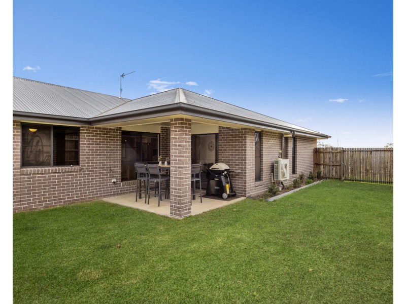 35 Whitefield Street, Glenvale QLD 4350