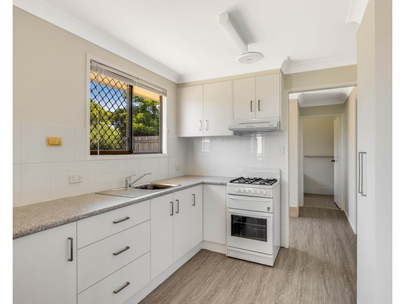 6 Kratzmann Court, Kearneys Spring QLD 4350