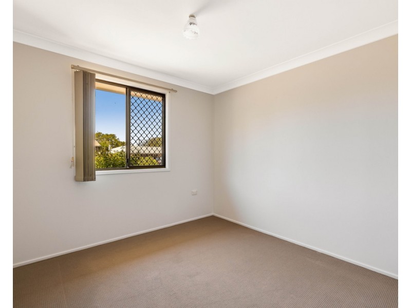 6 Kratzmann Court, Kearneys Spring QLD 4350