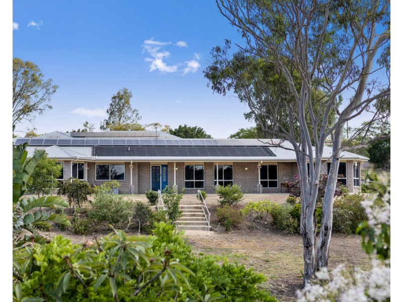 305 Kearney Street, Top Camp QLD 4350