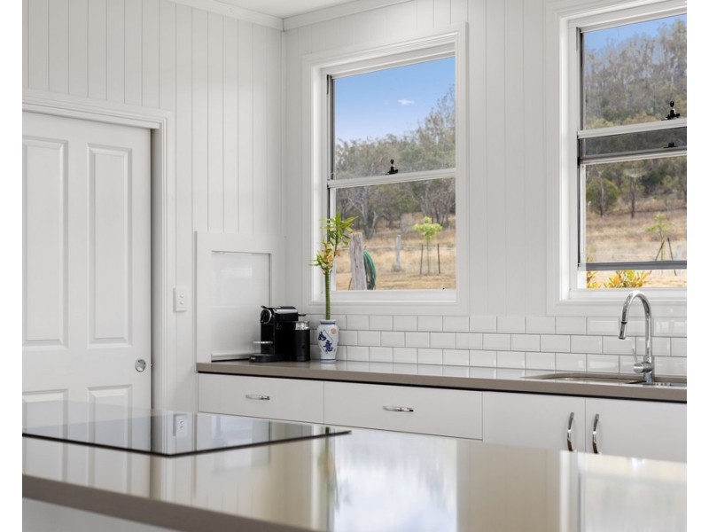 27 Gerald Lane, Greenmount QLD 4359