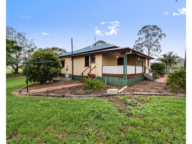 15 JORDAN COURT, Charlton QLD 4350