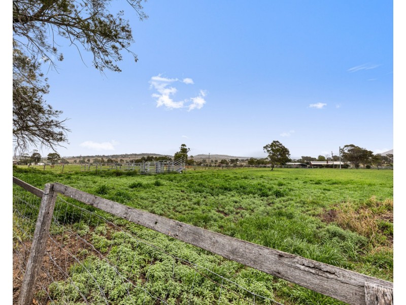 15 JORDAN COURT, Charlton QLD 4350