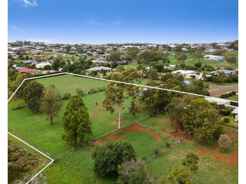 60 Steinberg Road, Highfields QLD 4352