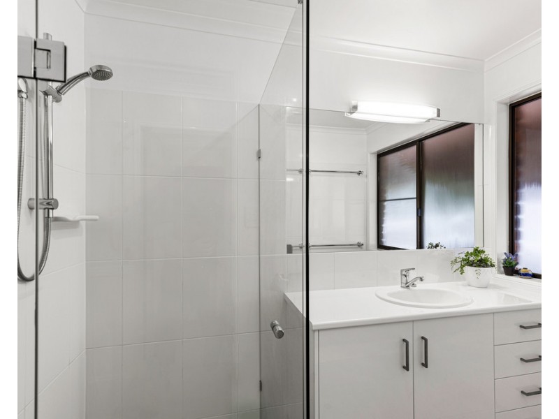 60 Steinberg Road, Highfields QLD 4352