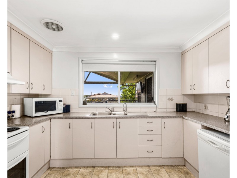 11 Rowbotham Street, Rangeville QLD 4350