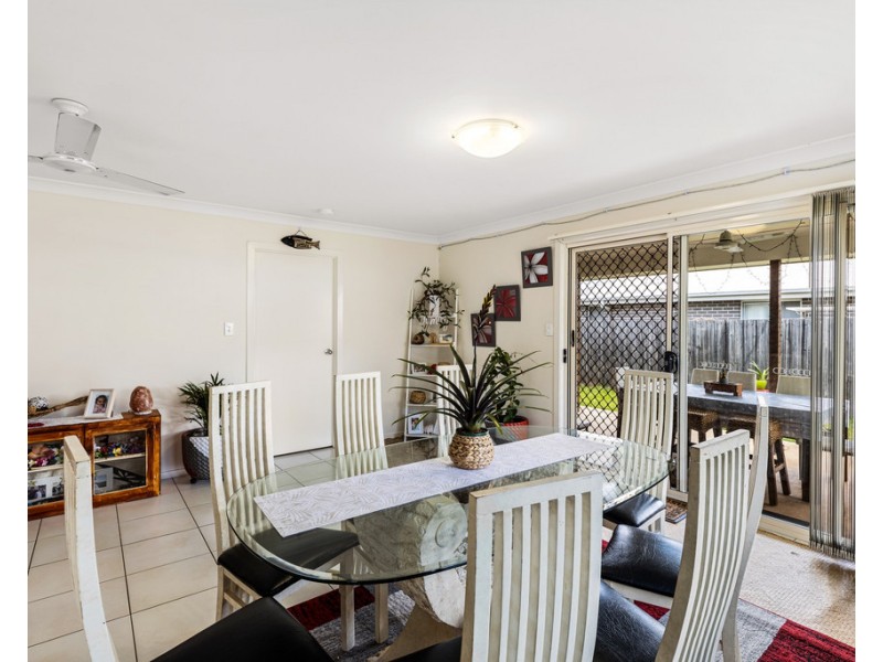 20 Sweeney Street, Kearneys Spring QLD 4350