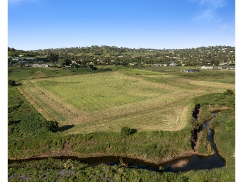 20 Gowrie Lilyvale Road, Gowrie Junction QLD 4352