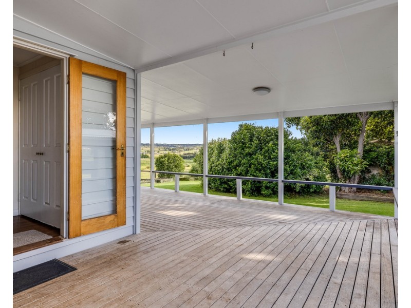 20 Gowrie Lilyvale Road, Gowrie Junction QLD 4352