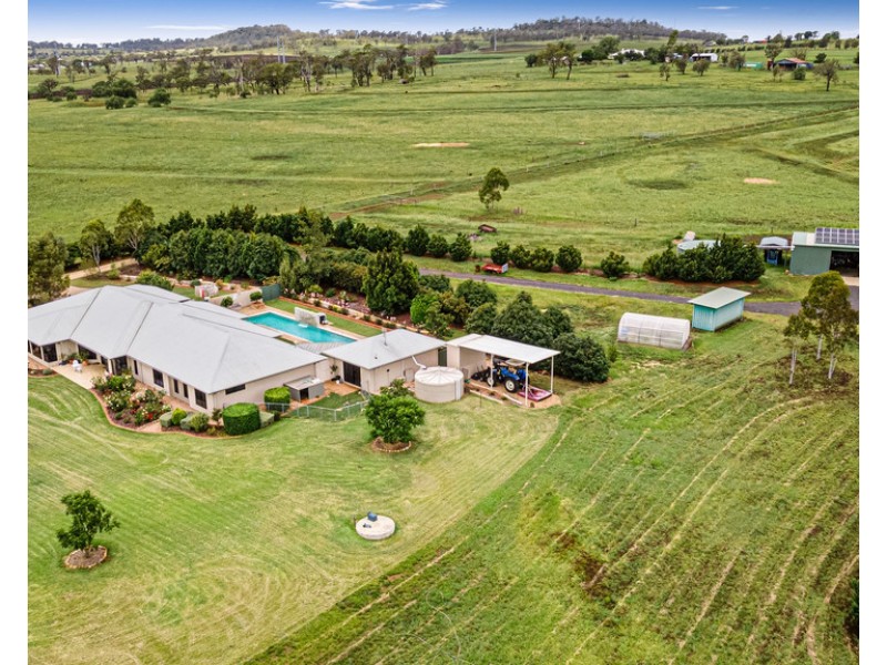 126 Savage Road, Cambooya QLD 4358