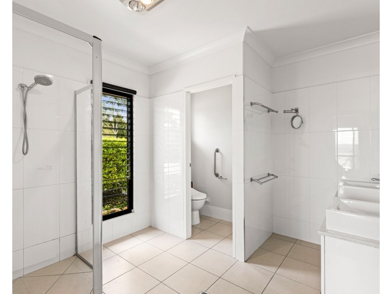 126 Savage Road, Cambooya QLD 4358