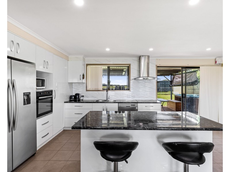107 Ehrlich Road, Linthorpe QLD 4356