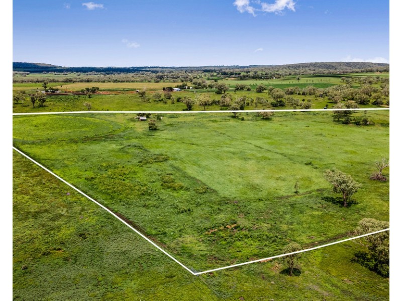 107 Ehrlich Road, Linthorpe QLD 4356