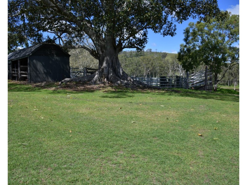 711 Palms Road, Cooyar QLD 4402