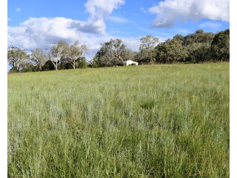 354 Holley Road, Mount Molar QLD 4361