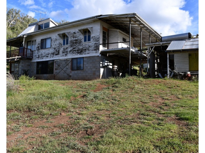 354 Holley Road, Mount Molar QLD 4361