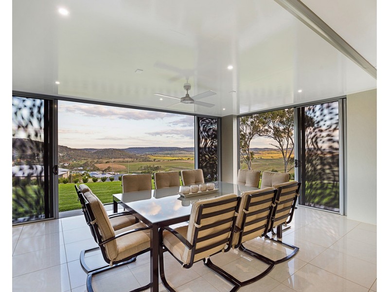 Hodgson Vale QLD 4352