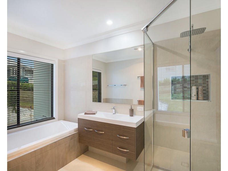 Hodgson Vale QLD 4352