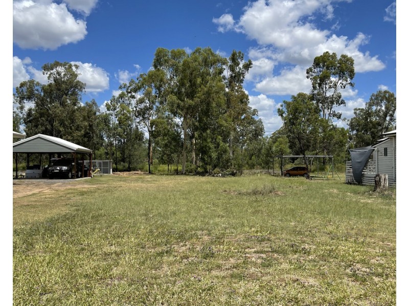 88 Cheetham Street, Cecil Plains QLD 4407