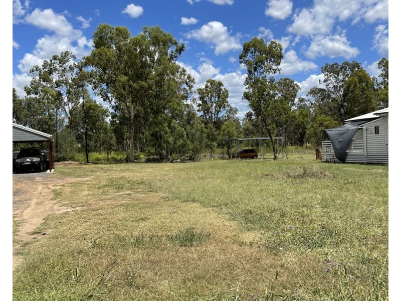 88 Cheetham Street, Cecil Plains QLD 4407