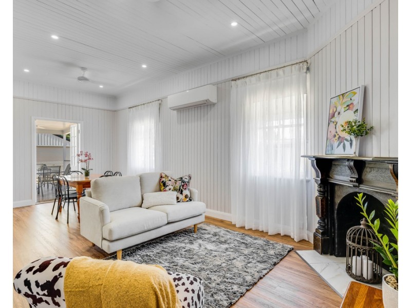 158 Russell Street, Newtown QLD 4350
