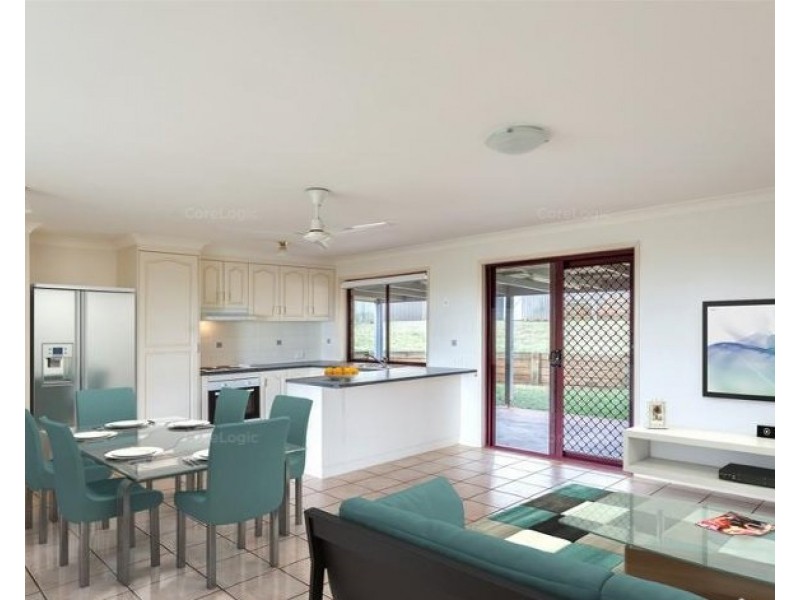 8 WEIR COURT, Harristown QLD 4350