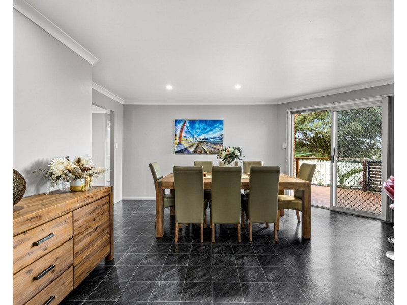 1 Swartz Street, Kearneys Spring QLD 4350