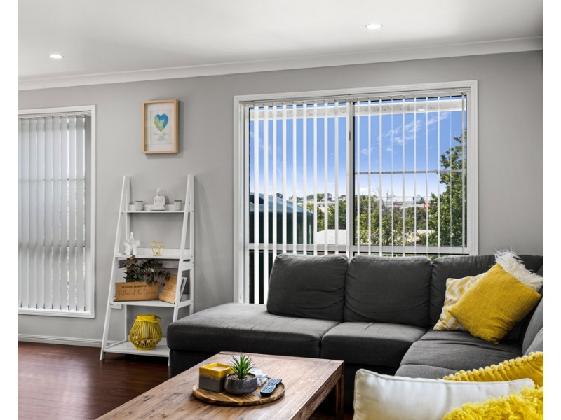 1 Swartz Street, Kearneys Spring QLD 4350