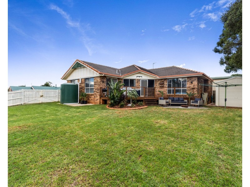 1 Swartz Street, Kearneys Spring QLD 4350